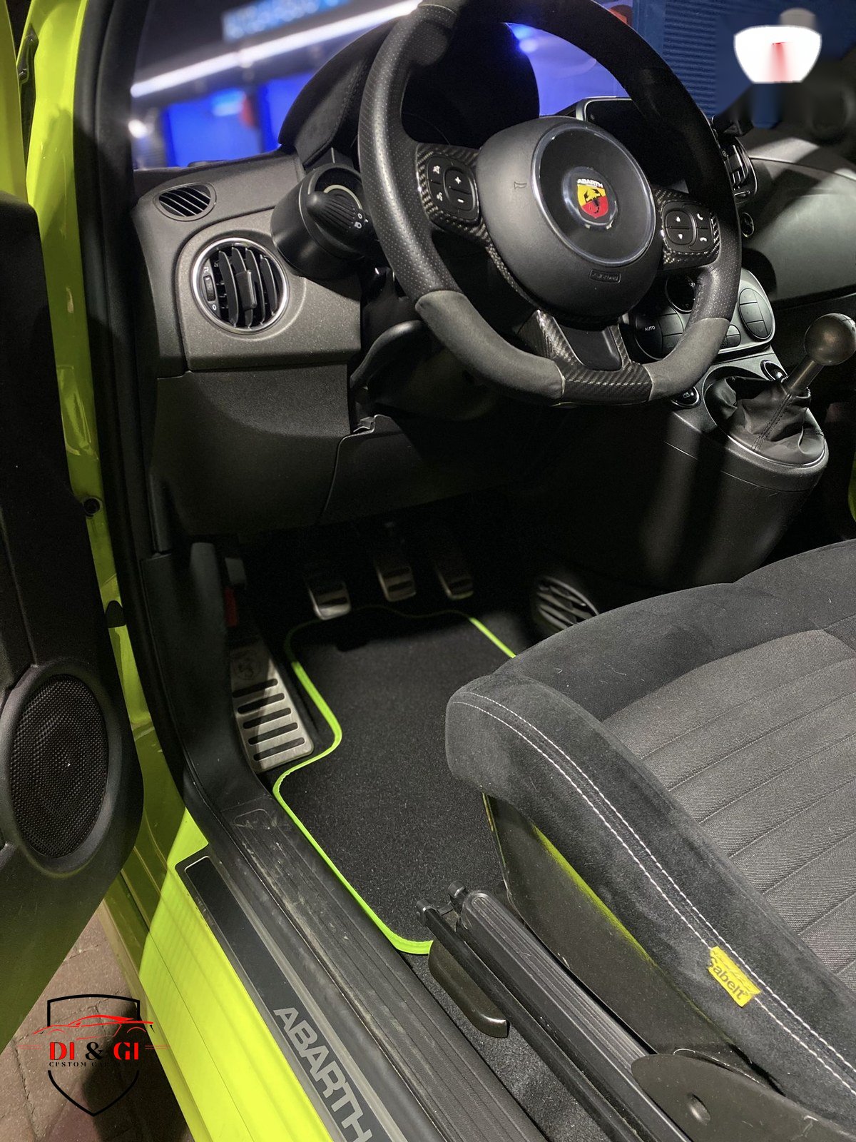 Tappeto premium nero con bordo lime, Abarth